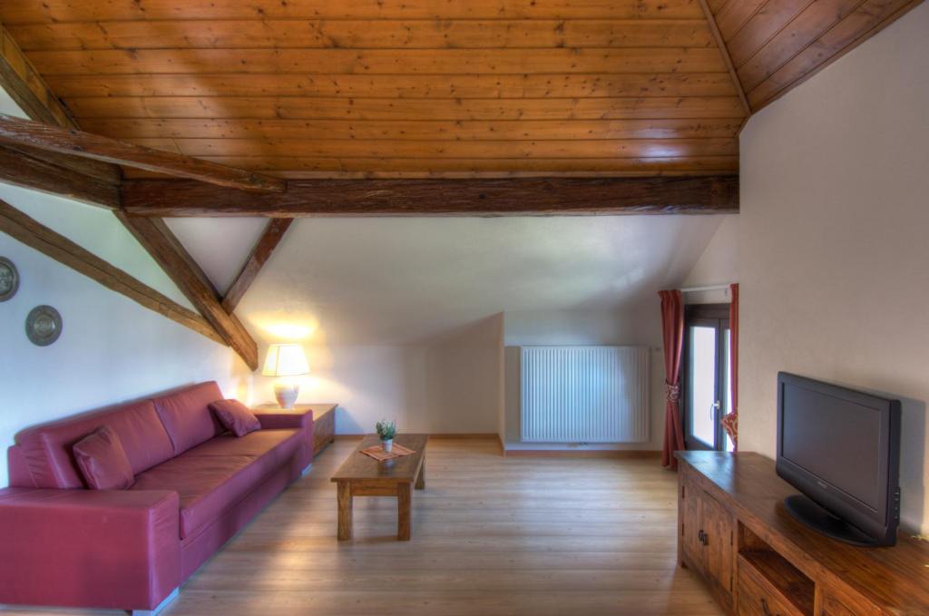 Apartments Waldquell Collalbo Habitación foto